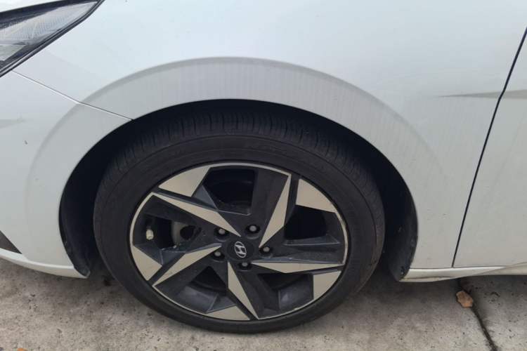 Used Hyundai Elantra 2021 1.5L CVT GLX Elite Edition Left Front Wheel Hub