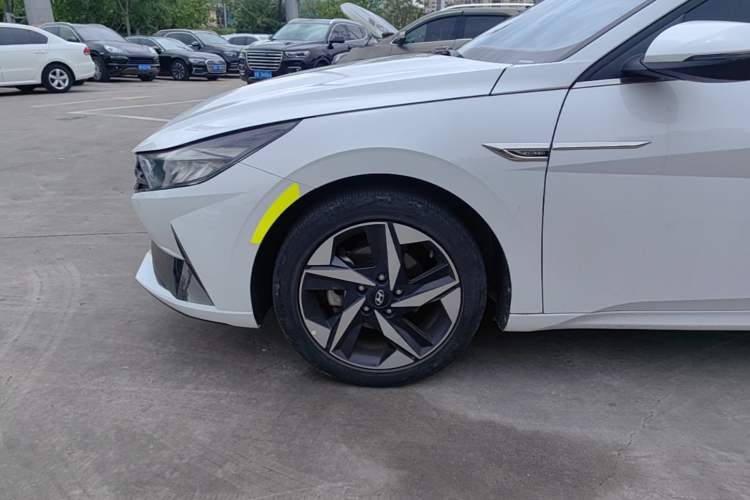 Used Hyundai Elantra 2021 1.5L CVT GLX Elite Edition Left Front Wheel Hub