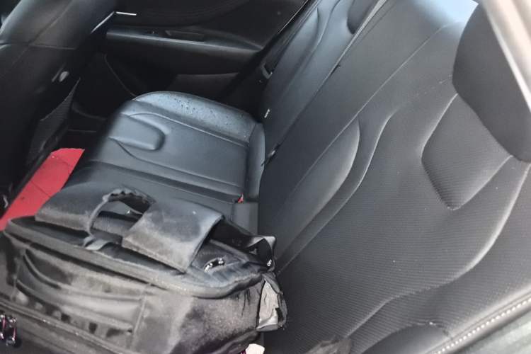 Used Hyundai Elantra 2021 1.5L CVT GLX Elite Edition Left Rear Seat