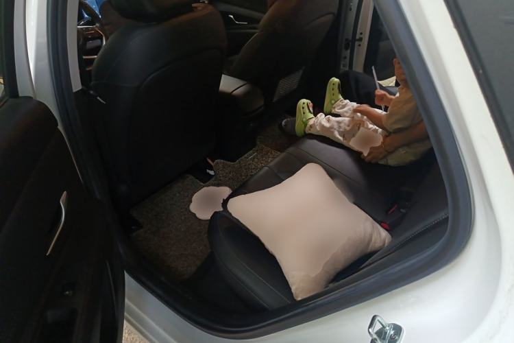 Used Hyundai Elantra 2021 1.5L CVT LUX Prestige Edition Left Rear Seat