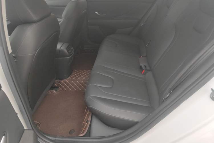 Used Hyundai Elantra 2021 1.5L CVT GLX Elite Edition Left Rear Seat
