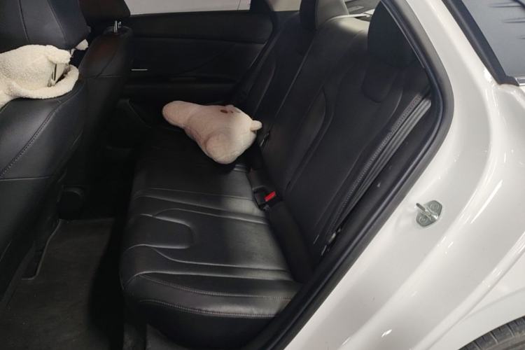 Used Hyundai Elantra 2021 1.5L CVT LUX Prestige Edition Left Rear Seat