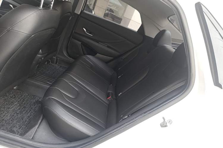 Used Hyundai Elantra 2021 1.5L CVT LUX Prestige Edition Left Rear Seat