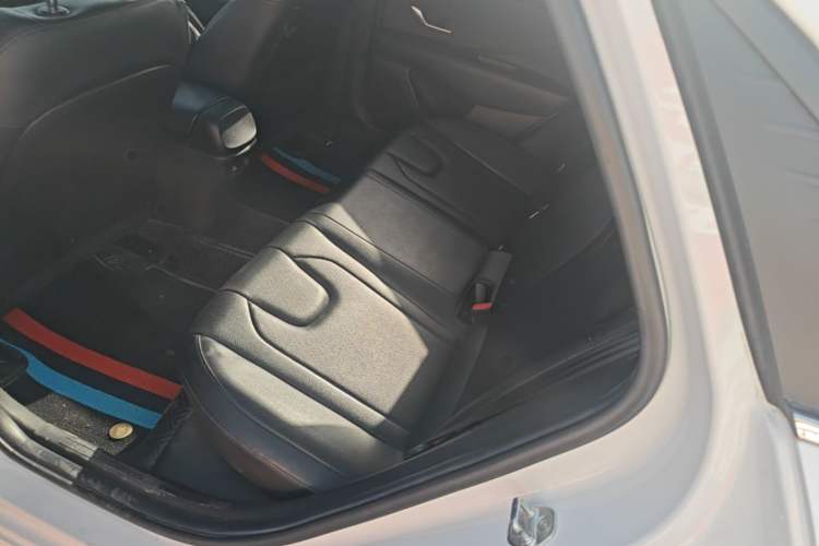 Used Hyundai Elantra 2021 1.5L CVT GLX Elite Edition Left Rear Seat