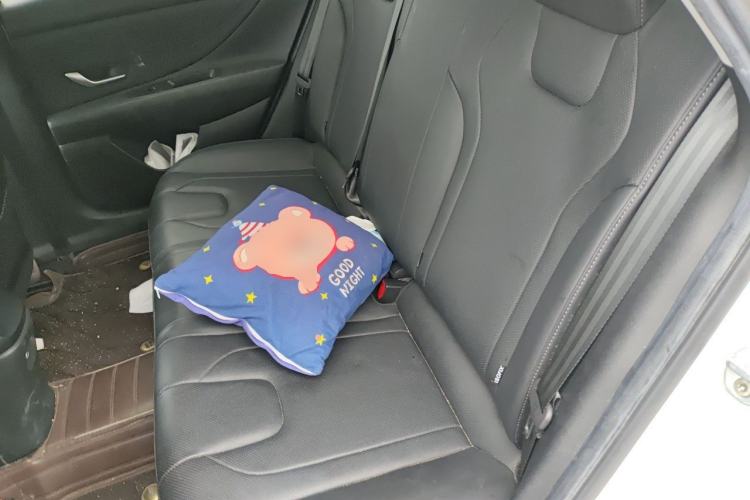 Used Hyundai Elantra 2021 1.5L CVT LUX Prestige Edition Left Rear Seat