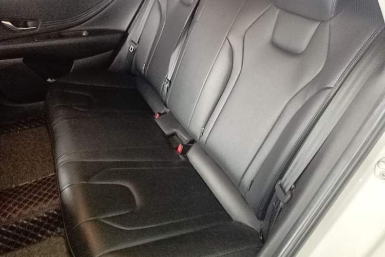 Used Hyundai Elantra 2021 1.5L CVT GLX Elite Edition Left Rear Seat
