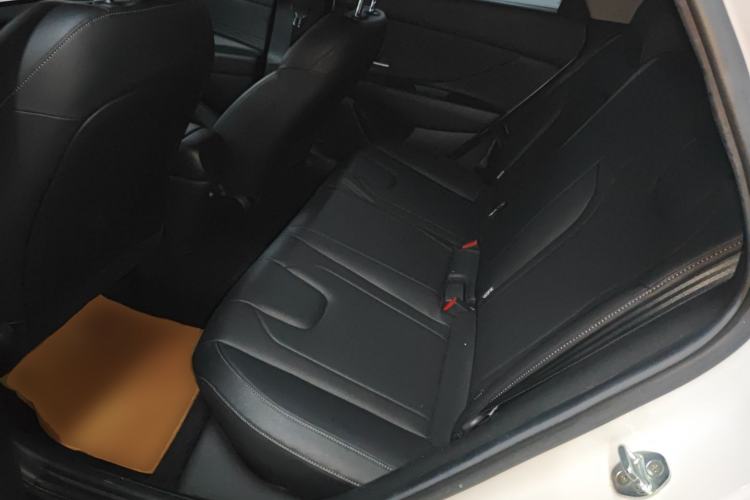 Used Hyundai Elantra 2021 1.5L CVT LUX Prestige Edition Left Rear Seat