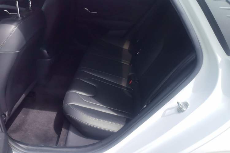Used Hyundai Elantra 2021 1.5L CVT GLX Elite Edition Left Rear Seat