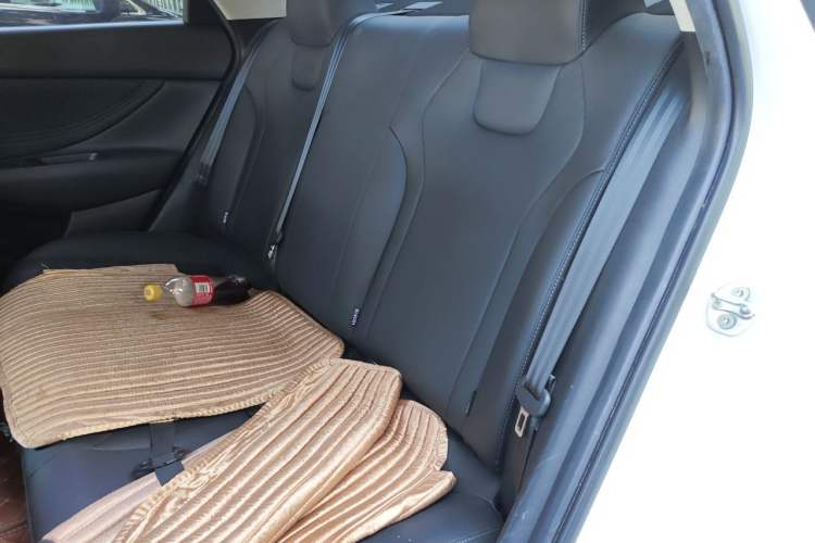 Used Hyundai Elantra 2021 1.5L CVT LUX Prestige Edition Left Rear Seat