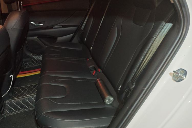 Used Hyundai Elantra 2021 1.5L CVT LUX Prestige Edition Left Rear Seat