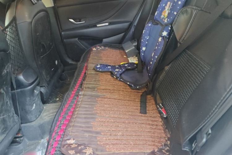 Used Hyundai Elantra 2021 1.5L CVT LUX Prestige Edition Left Rear Seat
