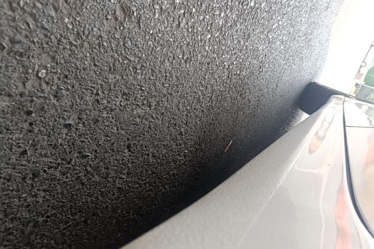 Used Hyundai Elantra 2021 1.5L CVT GLX Elite Edition Left Side Sill