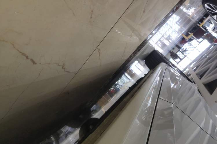 Used Hyundai Elantra 2021 1.5L CVT GLX Elite Edition Left Side Sill