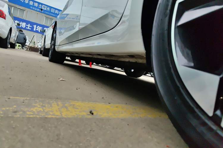 Used Hyundai Elantra 2021 1.5L CVT TOP Flagship Edition Left Side Sill