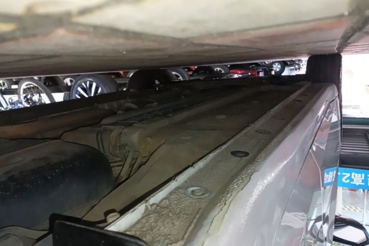Used Hyundai Elantra 2021 1.5L CVT LUX Prestige Edition Left Side Sill