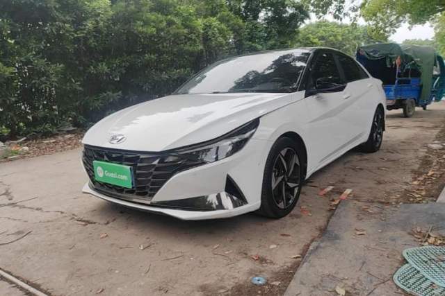 Used Hyundai Elantra 2021 1.5L CVT LUX Prestige Edition