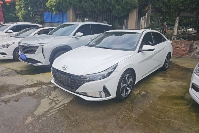 Used Hyundai Elantra 2021 1.5L CVT LUX Prestige Edition