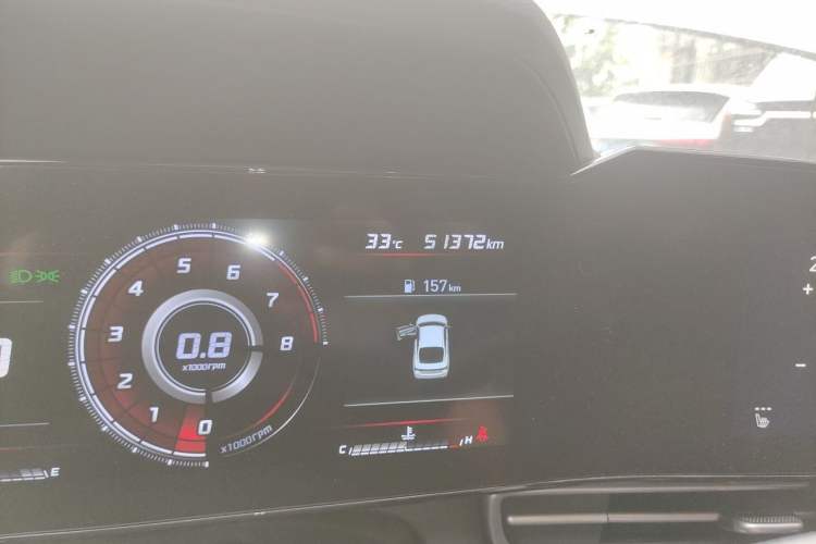 Used Hyundai Elantra 2021 1.5L CVT LUX Prestige Edition Odometer Close Up