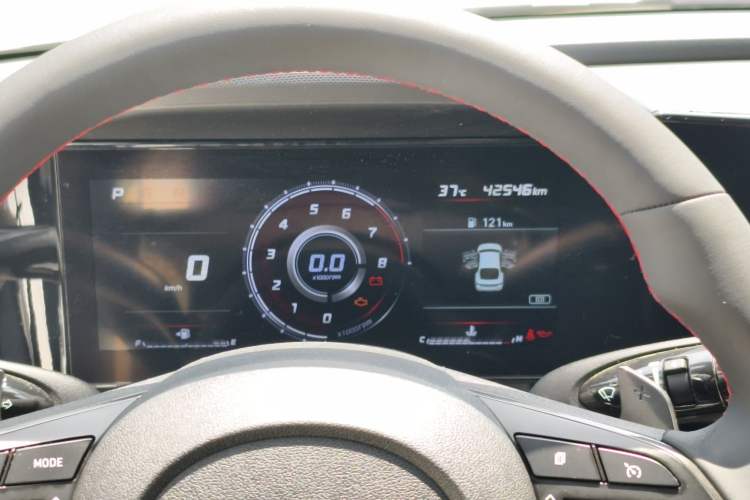 Used Hyundai Elantra 2021 240TGDi DCT LUX Prestige Edition Odometer Close Up
