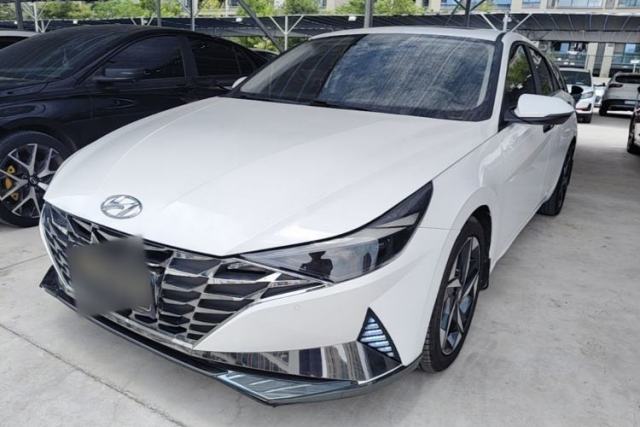 Used Hyundai Elantra 2021 1.5L CVT LUX Prestige Edition