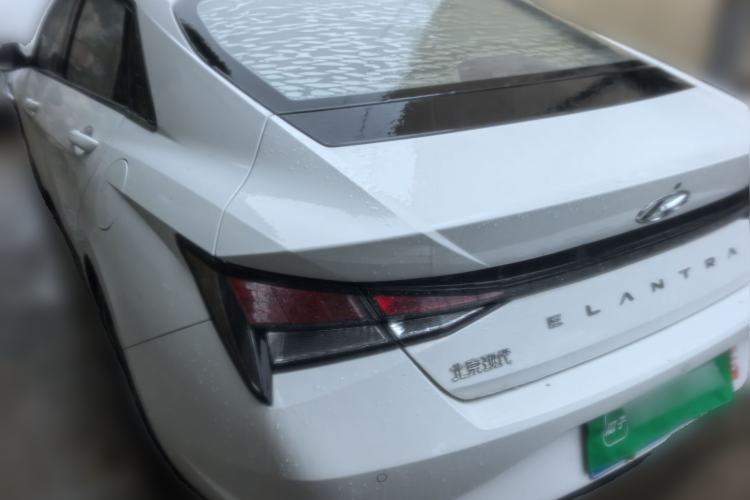 Used Hyundai Elantra 2021 1.5L CVT GLX Elite Edition Rear Left 45 Deg