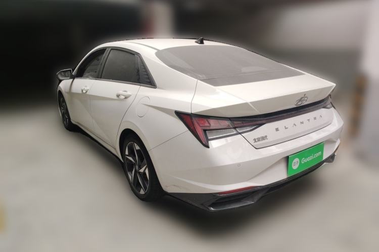 Used Hyundai Elantra 2021 1.5L CVT LUX Prestige Edition Rear Left 45 Deg