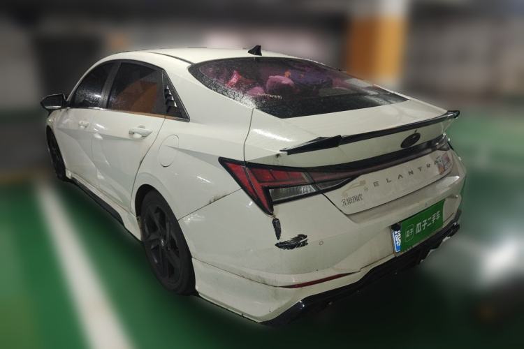 Used Hyundai Elantra 2021 1.5L CVT LUX Prestige Edition Rear Left 45 Deg