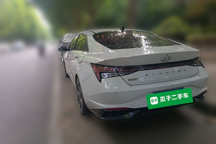 Used Hyundai Elantra 2021 1.5L CVT LUX Prestige Edition Rear Left 45 Deg