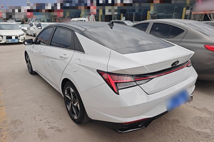 Used Hyundai Elantra 2021 1.5L CVT LUX Prestige Edition Rear Left 45 Deg