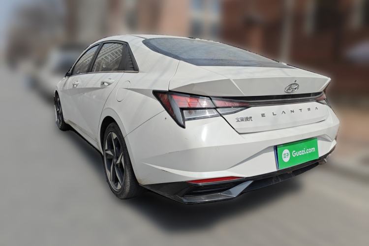 Used Hyundai Elantra 2021 1.5L CVT GLX Elite Edition Rear Left 45 Deg