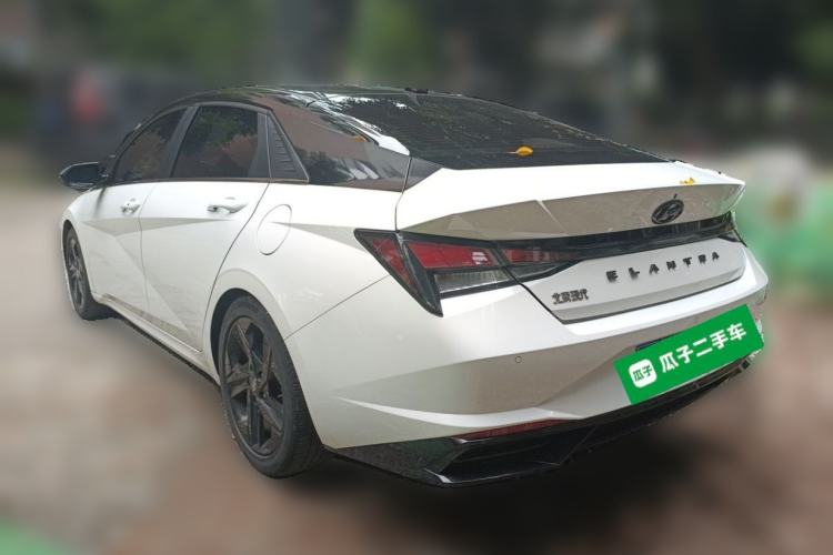 Used Hyundai Elantra 2021 1.5L CVT GLX Elite Edition Rear Left 45 Deg