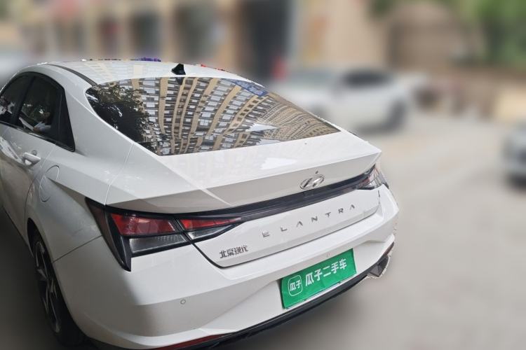 Used Hyundai Elantra 2021 1.5L CVT GLX Elite Edition Rear Left 45 Deg