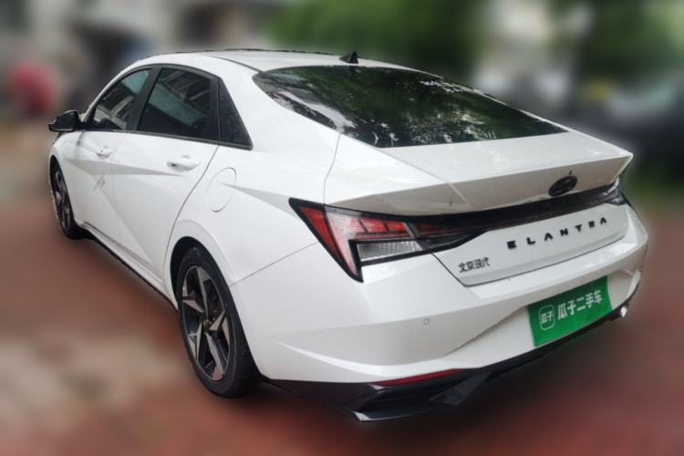 Used Hyundai Elantra 2021 1.5L CVT LUX Prestige Edition Rear Left 45 Deg