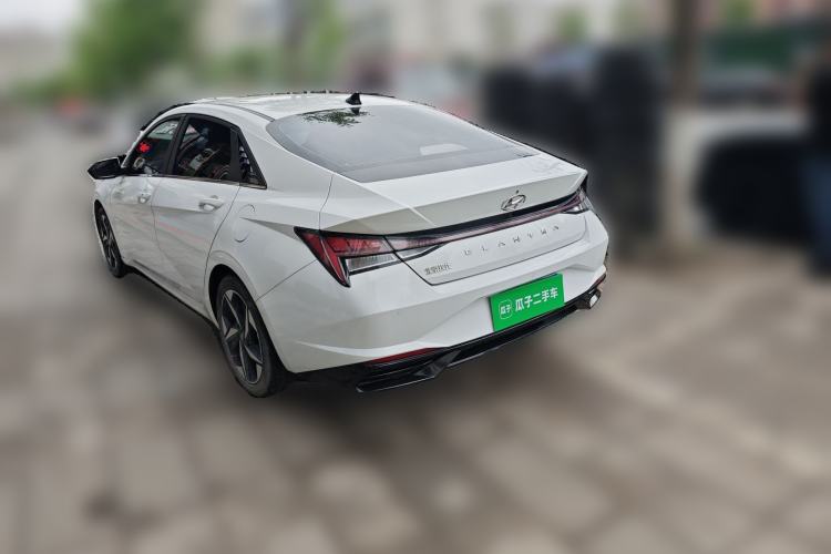 Used Hyundai Elantra 2021 1.5L CVT LUX Prestige Edition Rear Left 45 Deg