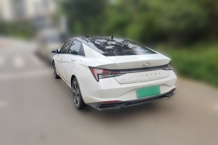 Used Hyundai Elantra 2021 1.5L CVT LUX Prestige Edition Rear Left 45 Deg