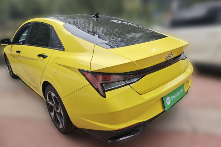 Used Hyundai Elantra 2021 1.5L CVT LUX Prestige Edition Rear Left 45 Deg