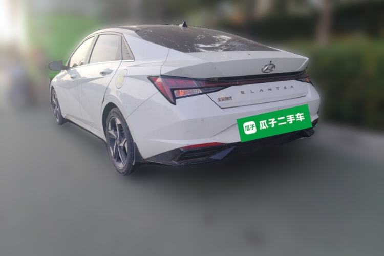 Used Hyundai Elantra 2021 1.5L CVT LUX Prestige Edition Rear Left 45 Deg