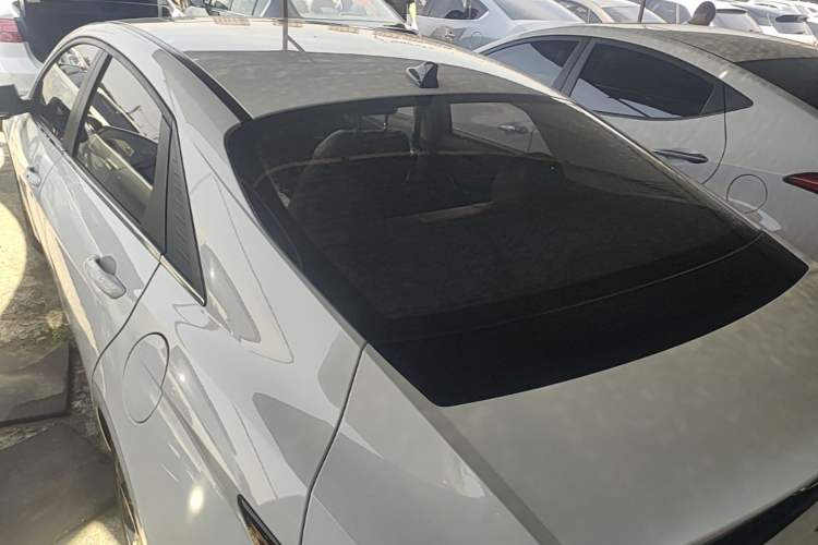 Used Hyundai Elantra 2021 1.5L CVT GLX Elite Edition Rear Left 45 Deg