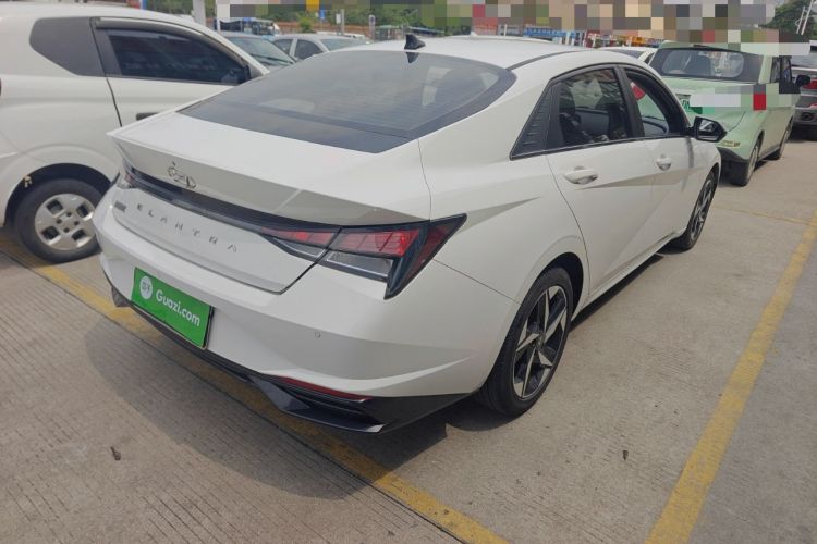 Used Hyundai Elantra 2021 1.5L CVT GLX Elite Edition Rear Right 45 Deg