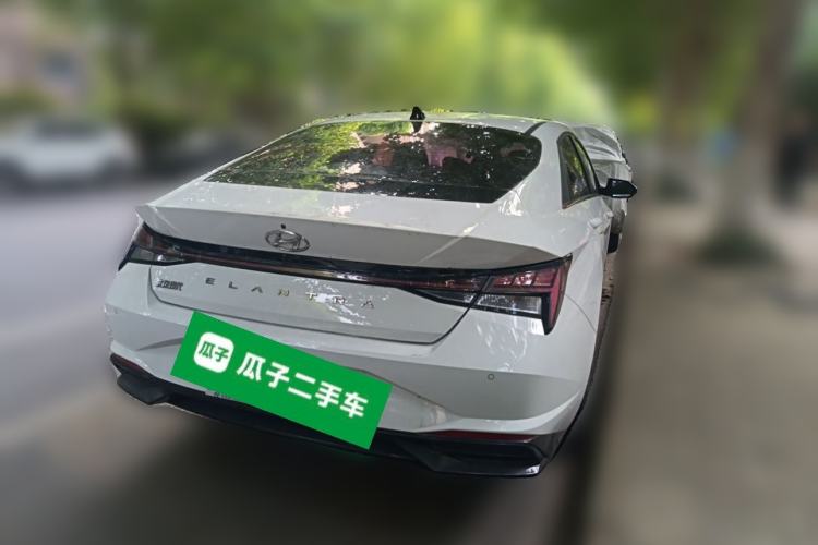 Used Hyundai Elantra 2021 1.5L CVT LUX Prestige Edition Rear Right 45 Deg