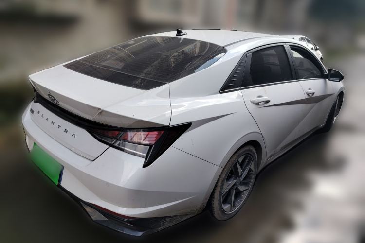 Used Hyundai Elantra 2021 1.5L CVT GLX Elite Edition Rear Right 45 Deg