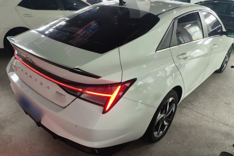 Used Hyundai Elantra 2021 240TGDi DCT LUX Prestige Edition Rear Right 45 Deg