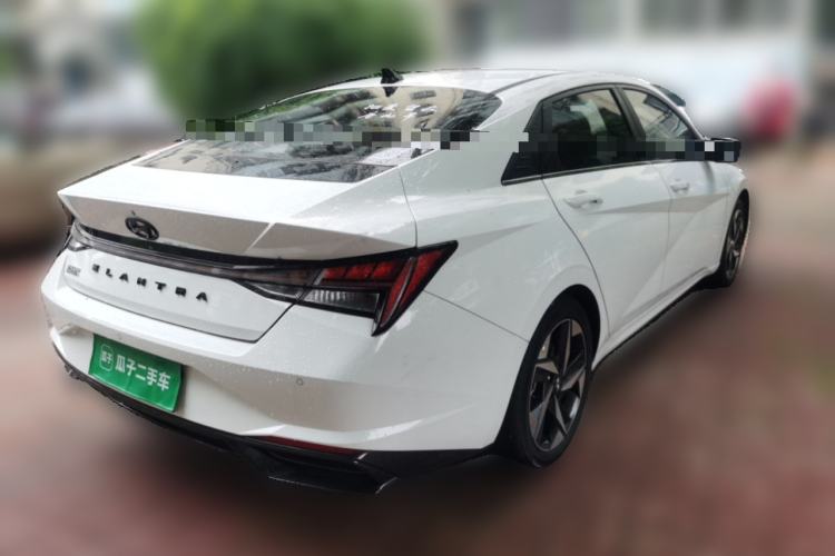 Used Hyundai Elantra 2021 1.5L CVT LUX Prestige Edition Rear Right 45 Deg