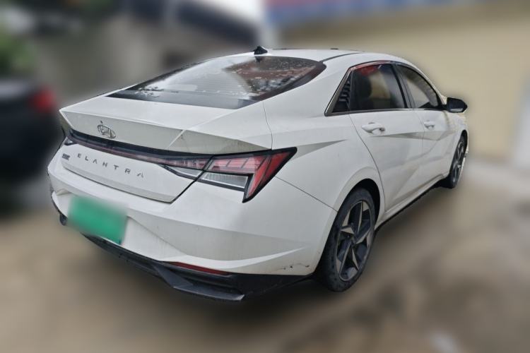 Used Hyundai Elantra 2021 1.5L CVT LUX Prestige Edition Rear Right 45 Deg