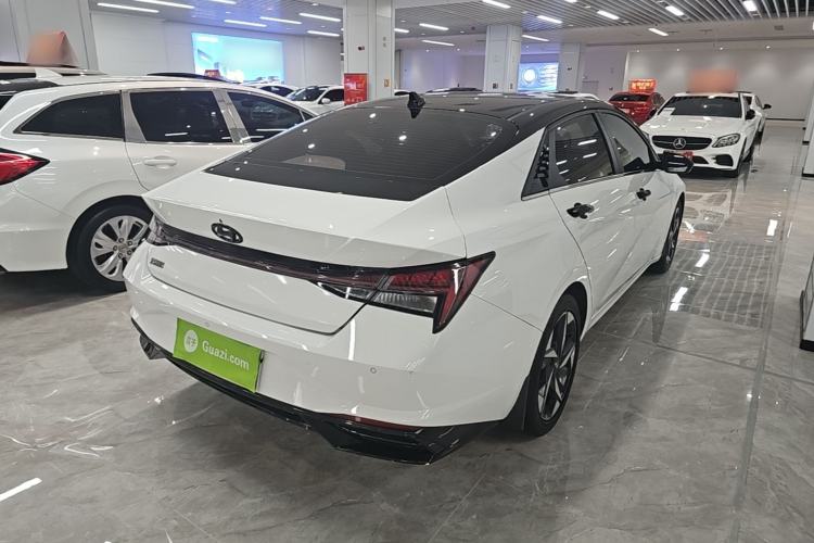 Used Hyundai Elantra 2021 1.5L CVT TOP Flagship Edition Rear Right 45 Deg