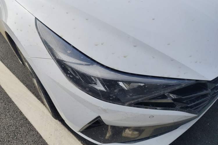 Used Hyundai Elantra 2021 1.5L CVT GLX Elite Edition Right Front Headlight