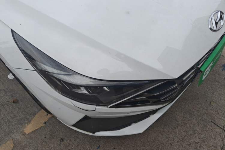 Used Hyundai Elantra 2021 1.5L CVT GLX Elite Edition Right Front Headlight
