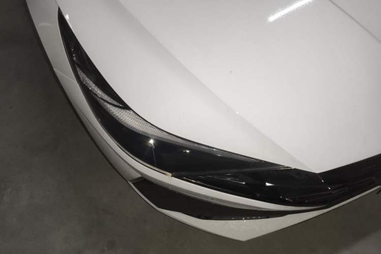 Used Hyundai Elantra 2021 1.5L CVT LUX Prestige Edition Right Front Headlight
