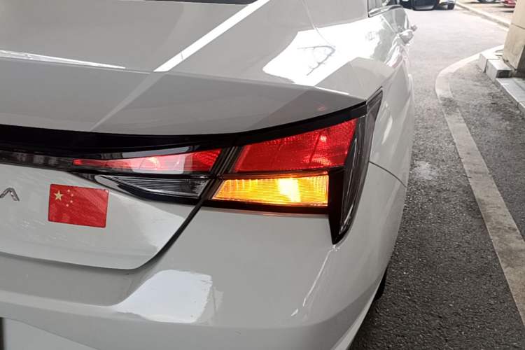 Used Hyundai Elantra 2021 1.5L CVT GLX Elite Edition Right Rear Taillight