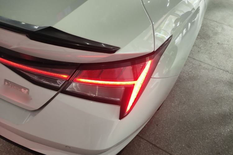 Used Hyundai Elantra 2021 240TGDi DCT LUX Prestige Edition Right Rear Taillight